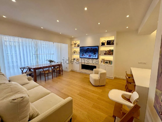 Imagen 1 Inmueble 303847 - Piso en venta en Barcelona / A metros de Plaza Alfonso Comin