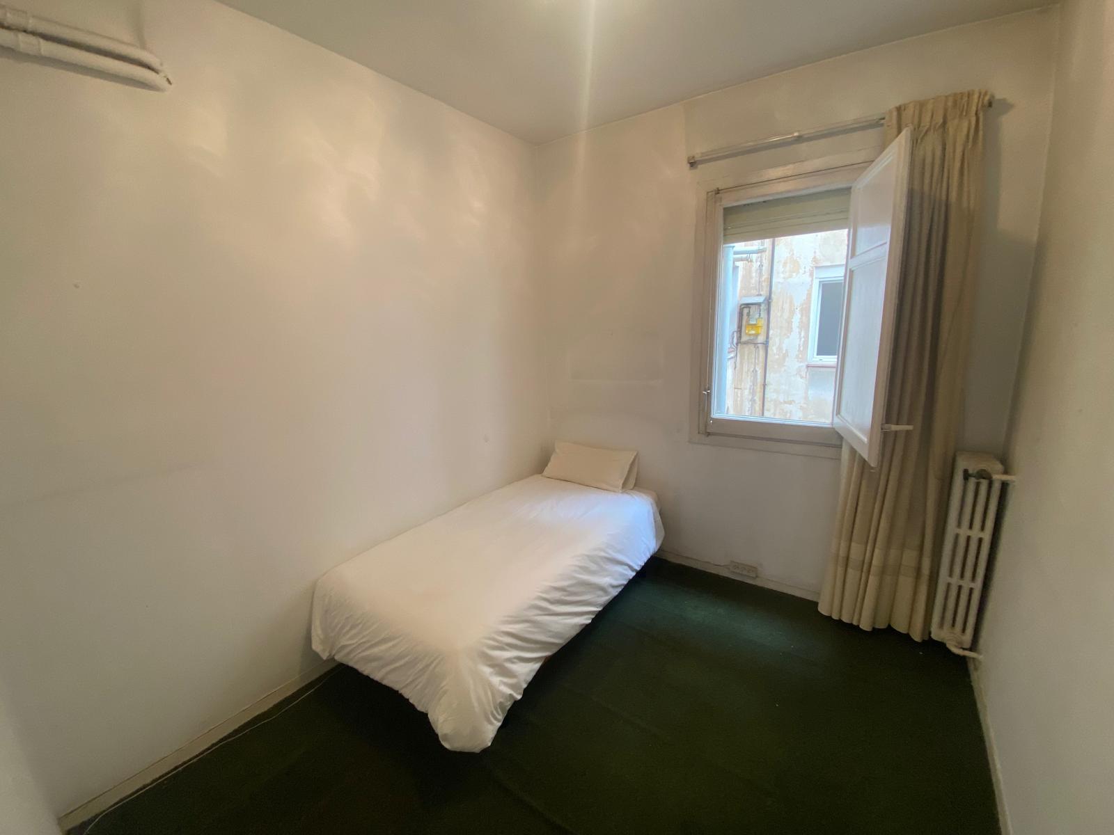 Imagen 23 Piso en venta en Barcelona / A metros de Plaza Alfonso Comin