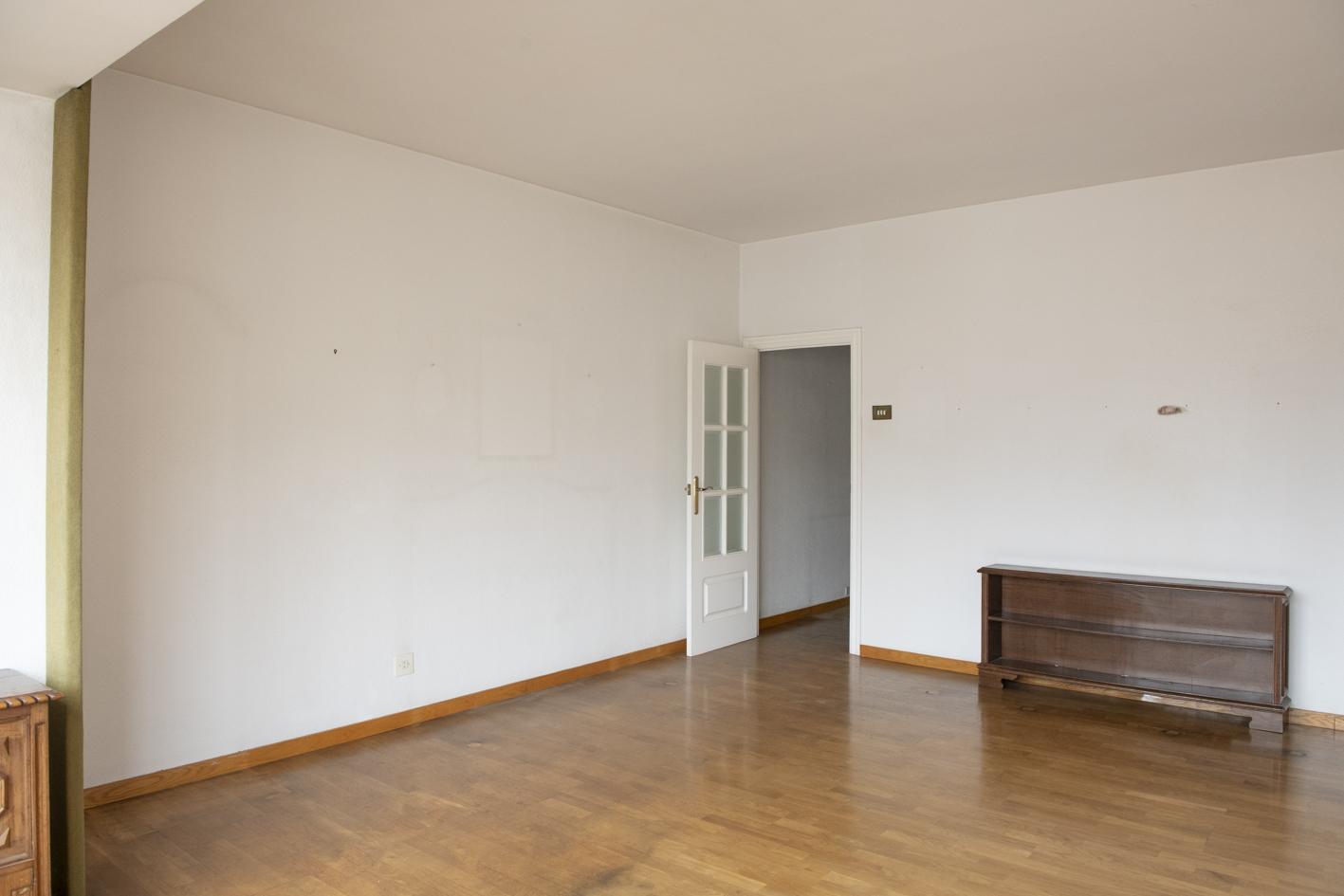 Imagen 5 Piso en venta en Barcelona / A metros de Plaza Alfonso Comin