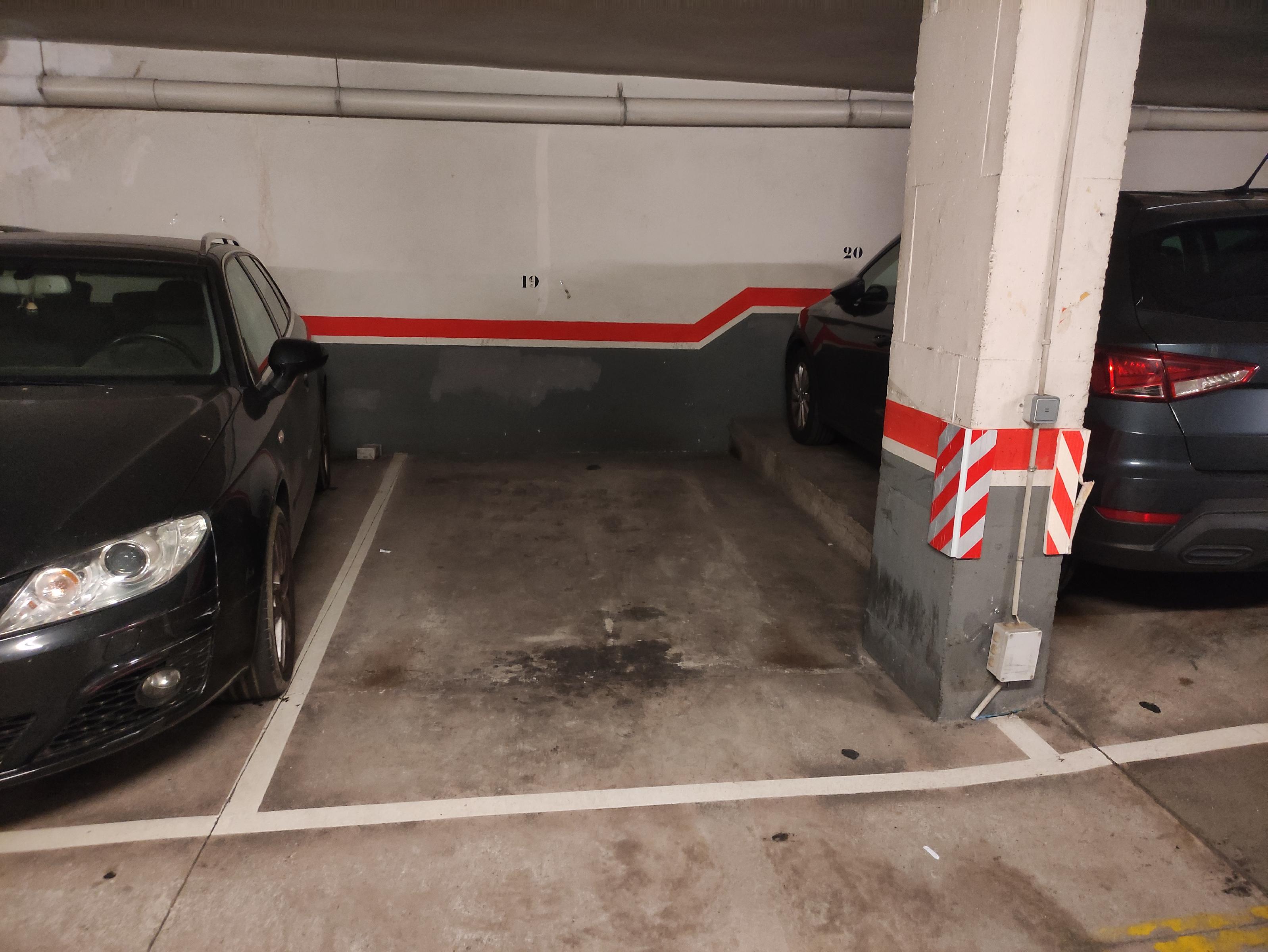 Imagen 5 Parking Coche en venta en Barcelona / Cerca de Plaza Lesseps