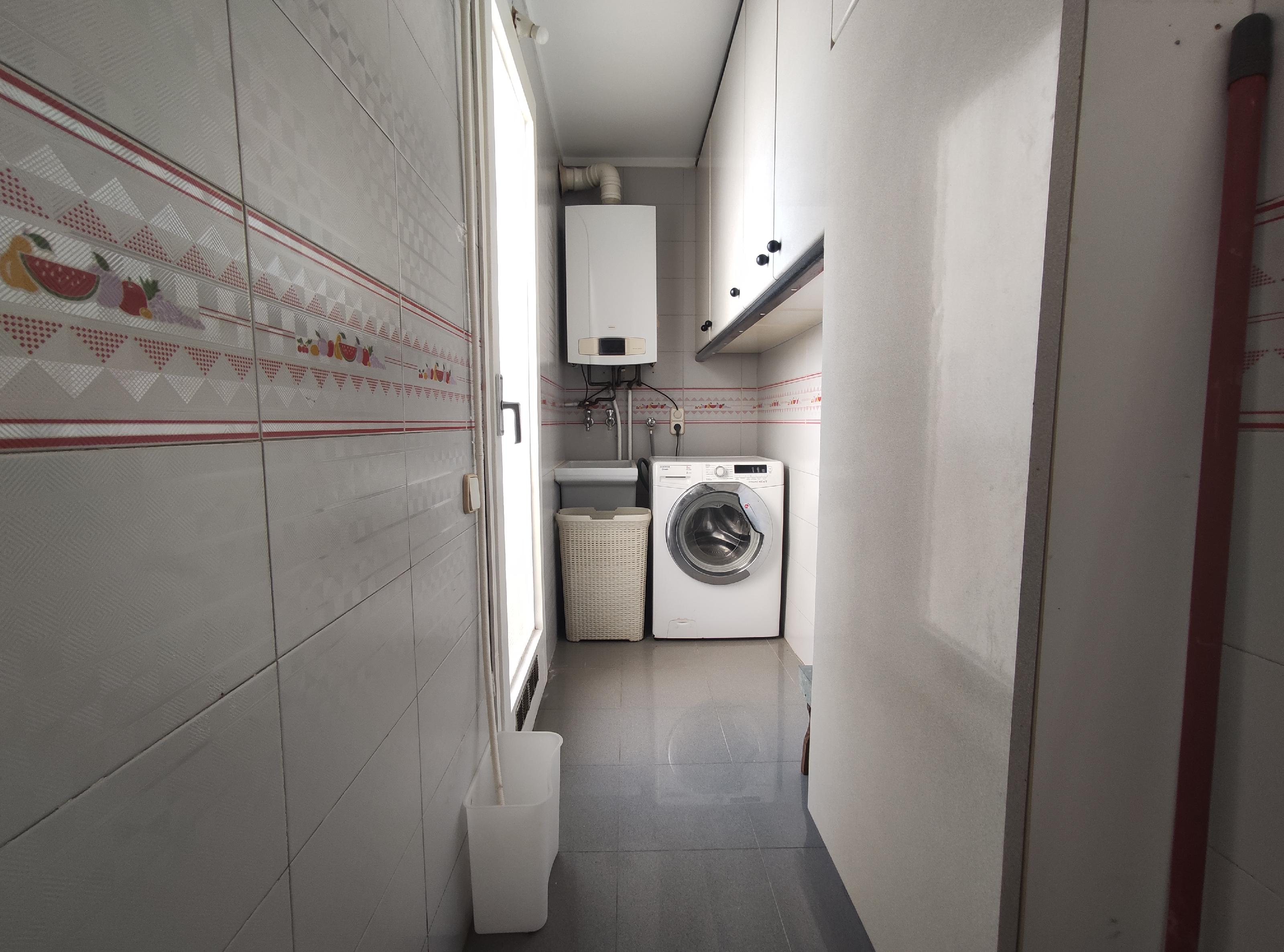 Imagen 13 Dúplex en venta en Sant Cugat Del Vallès / Entre dos Arterias importantes, a metros del Mo...