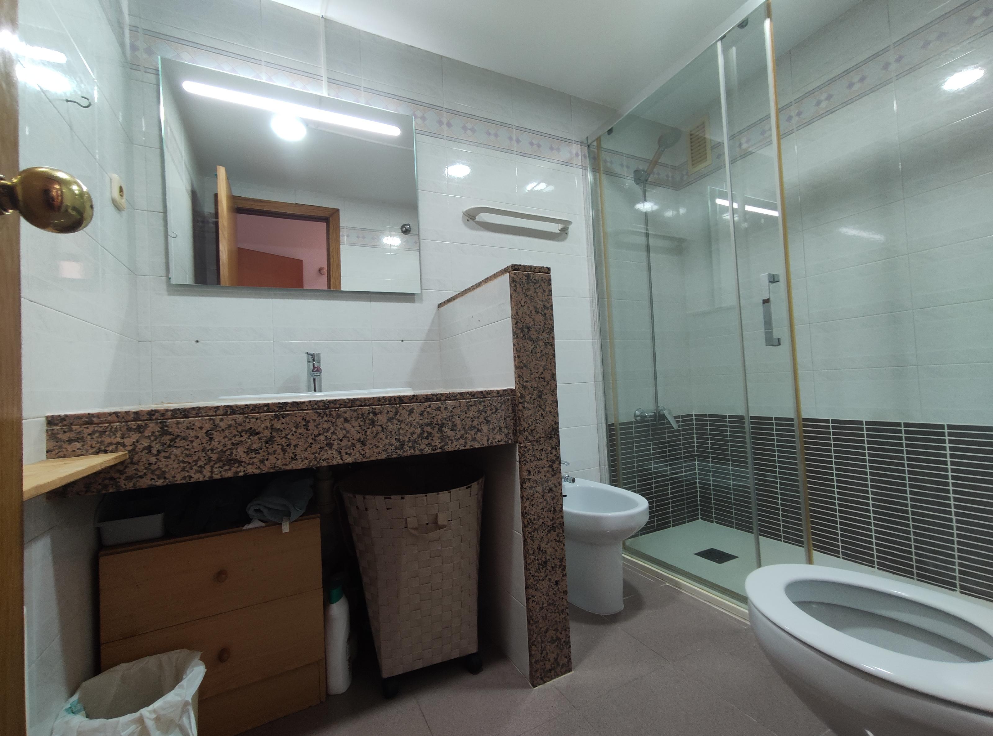 Imagen 14 Dúplex en venta en Sant Cugat Del Vallès / Entre dos Arterias importantes, a metros del Mo...