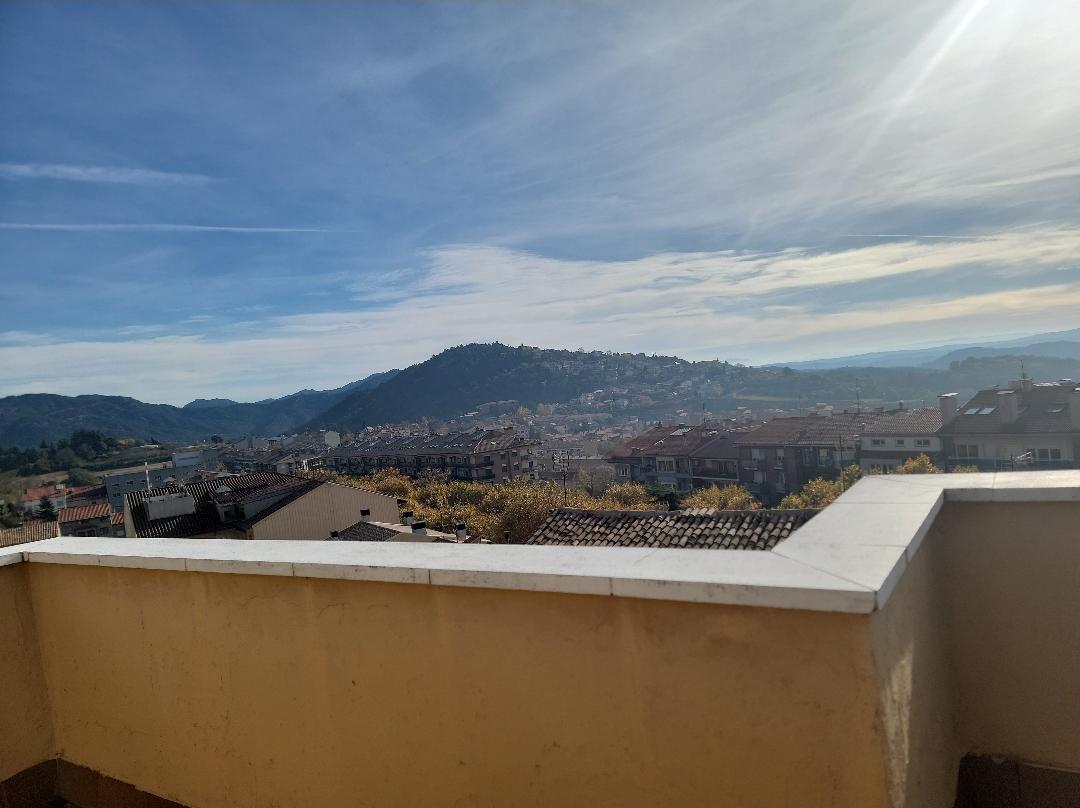 Imagen 2 Apartamento en venta en Berga / Al dos minutos del centro