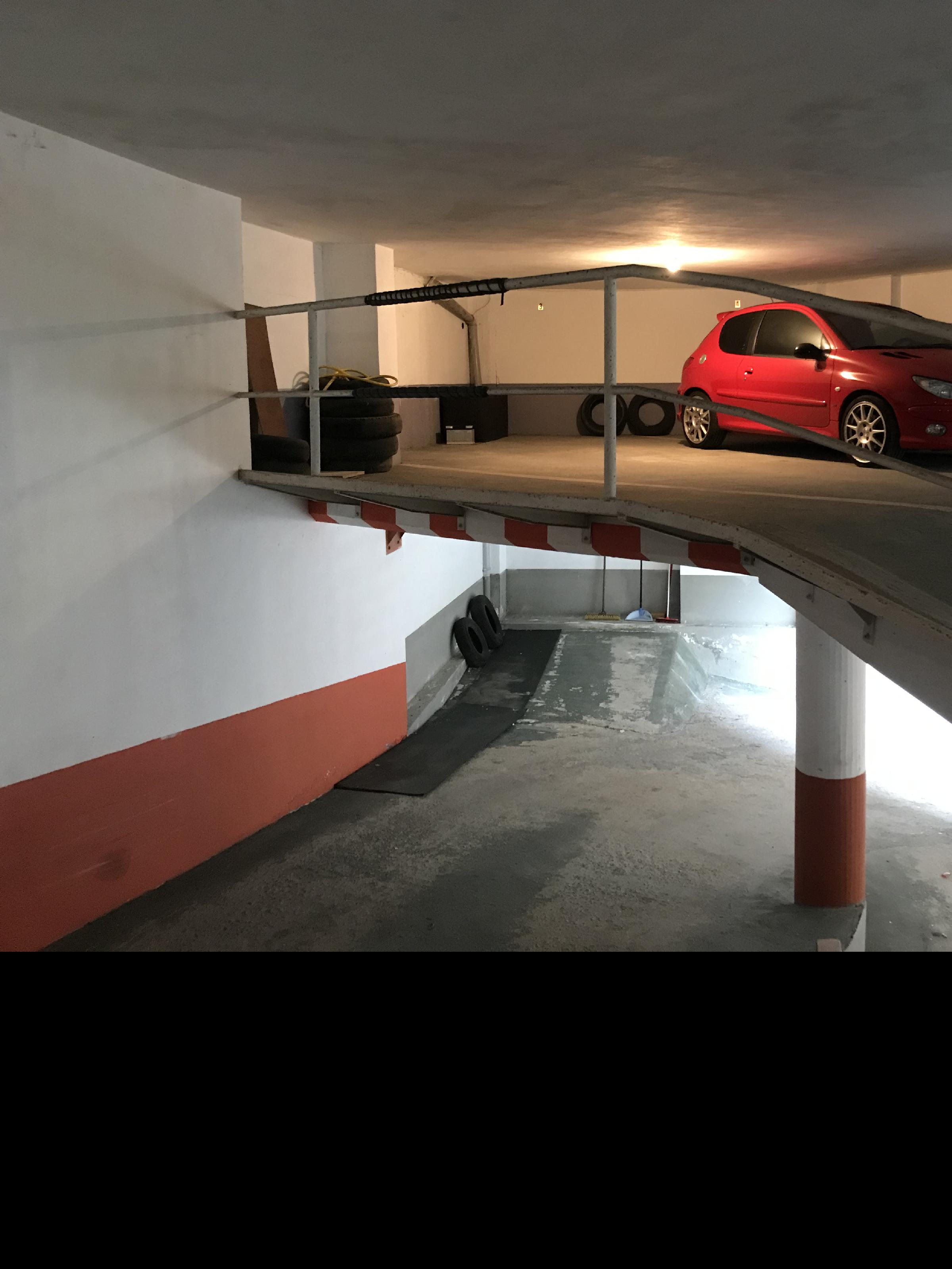 Imagen 8 Parking Coche en venta en Cee / Cee A Coruña Rua Santiago a 5 minutos de la Plaza 