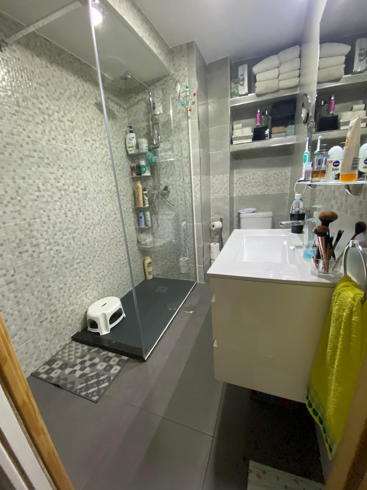 Imagen 9 Casa Adosada en venta en Rus / Casa situada al lado del la plaza de  Rus