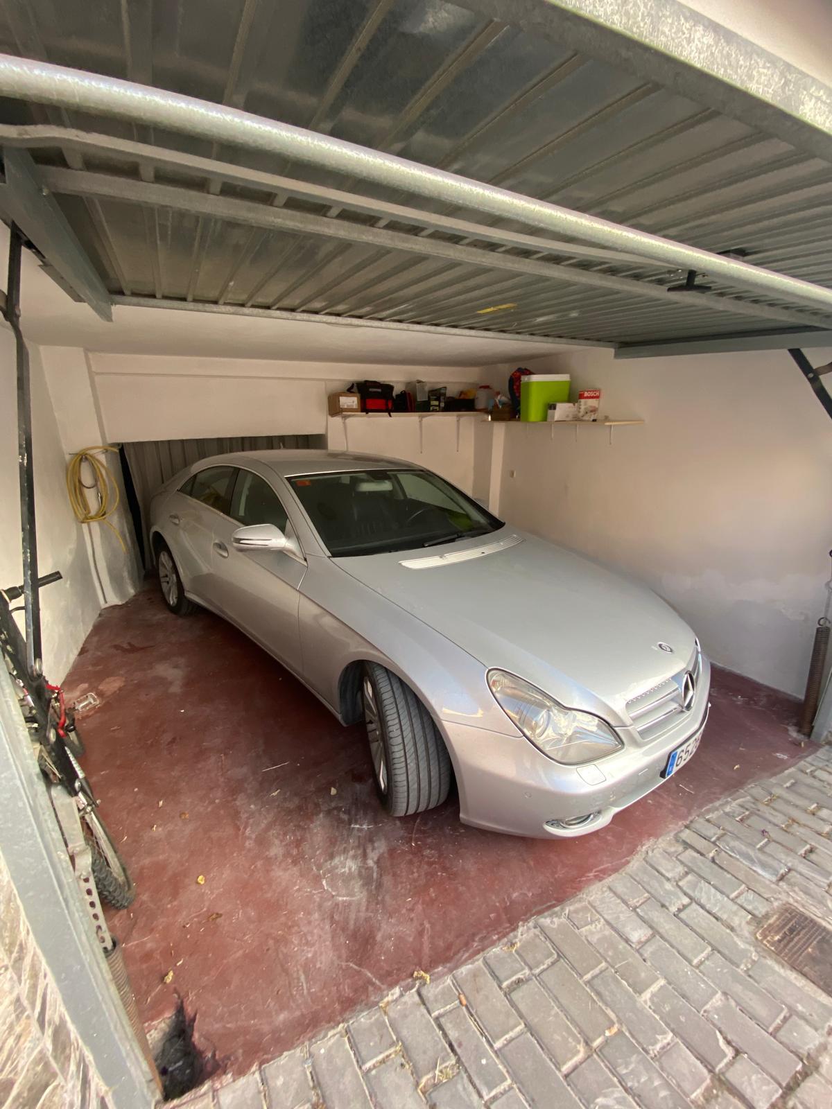 Imagen 15 Casa Adosada en venta en Rus / Casa situada al lado del la plaza de  Rus