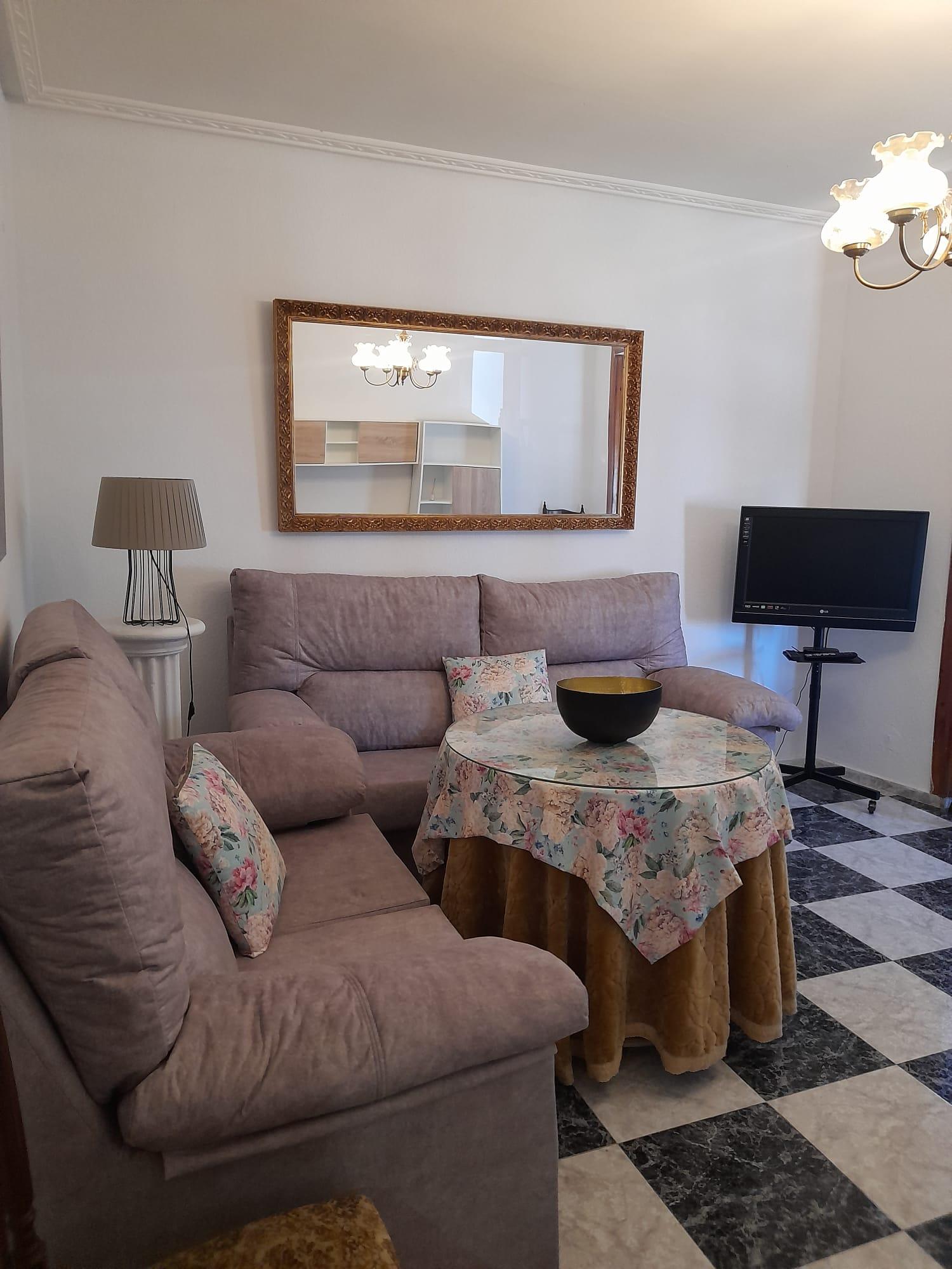 Imagen 1 Apartamento en alquiler en Baeza / Cerca de las Murallas y Paseo Antonio Machado