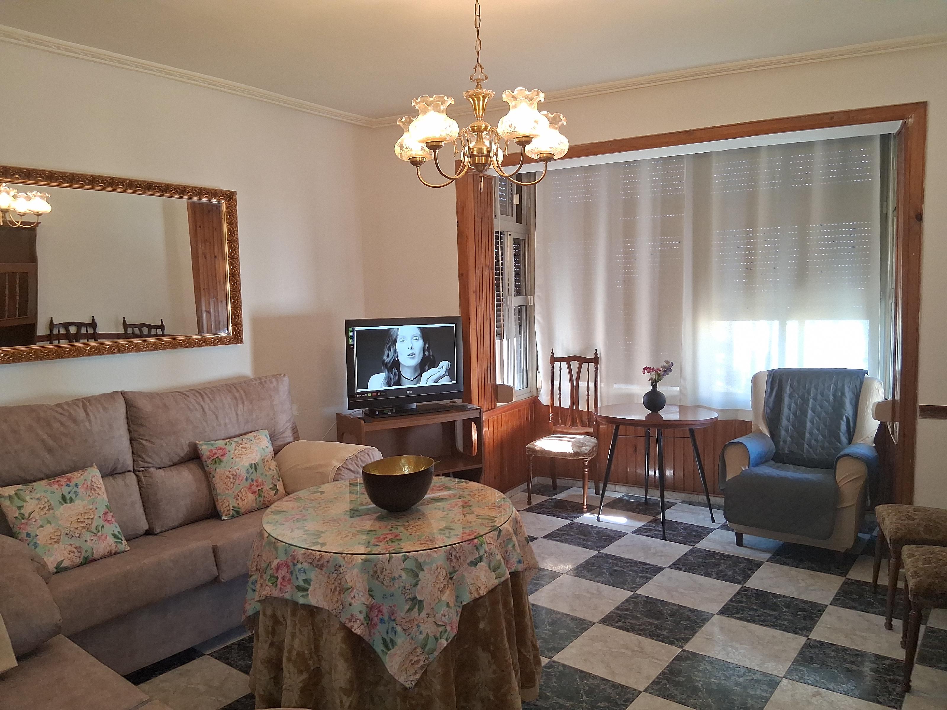 Imagen 1 Apartamento en alquiler en Baeza / Cerca de las Murallas y Paseo Antonio Machado Imagen 1 Apartamento en alquiler en Baeza / Cerca de las Murallas y Paseo Antonio Machado