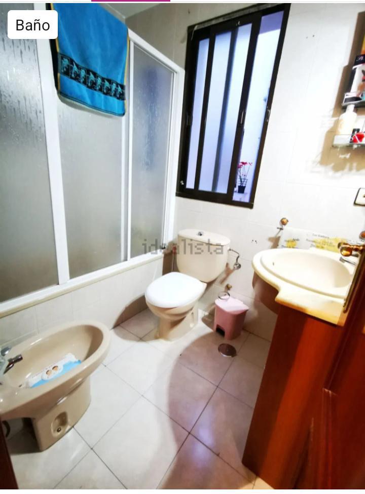Imagen 6 Apartamento en venta en Jaén / Cerca de la Plaza Santiago. y de la Escuela de Arte.