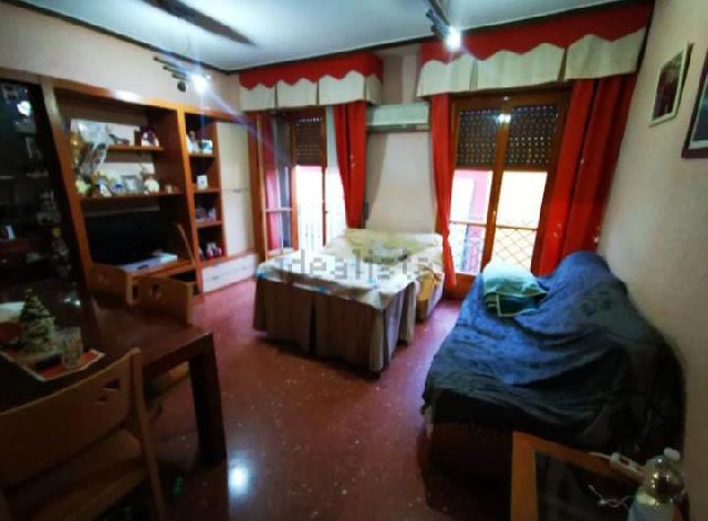 Imagen 1 Inmueble 300580 - Apartamento en venta en Jaén / Cerca de la Plaza Santiago. y de la Escuela de Arte.