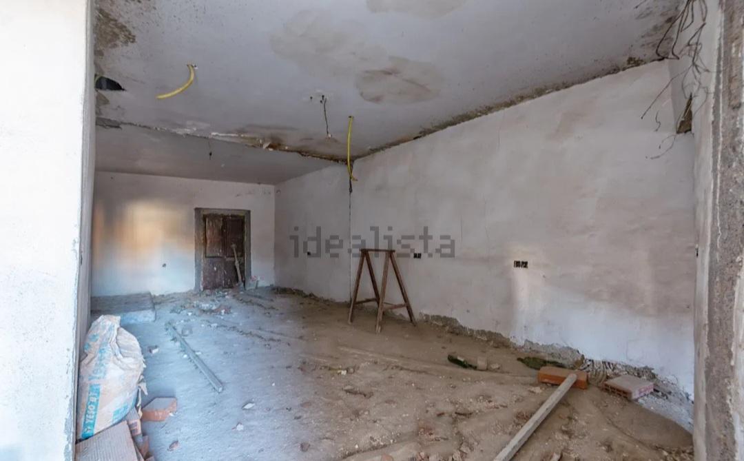Imagen 9 Casa Adosada en venta en Guadix / En el barrio de Santa Ana. Cerca de la iglesia.