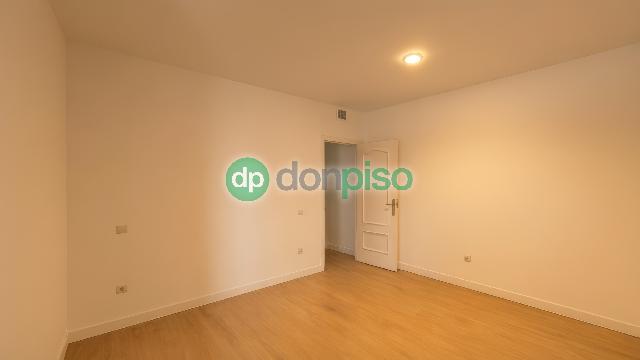 Imagen 15 Inmueble 303564 - Apartamento en venta en Madrid / Al lado del Paseo de la Habana
