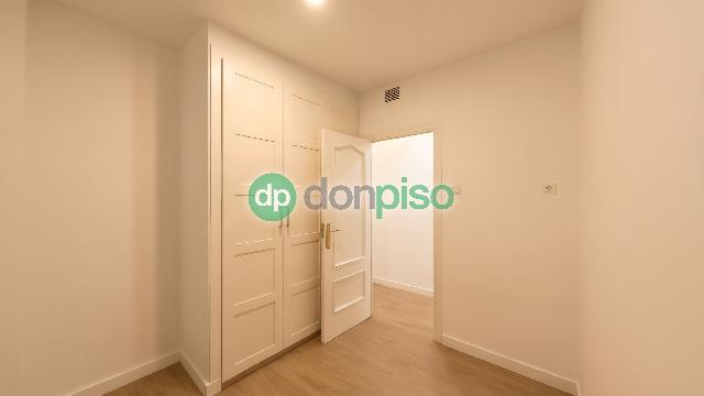 Imagen 18 Inmueble 303564 - Apartamento en venta en Madrid / Al lado del Paseo de la Habana