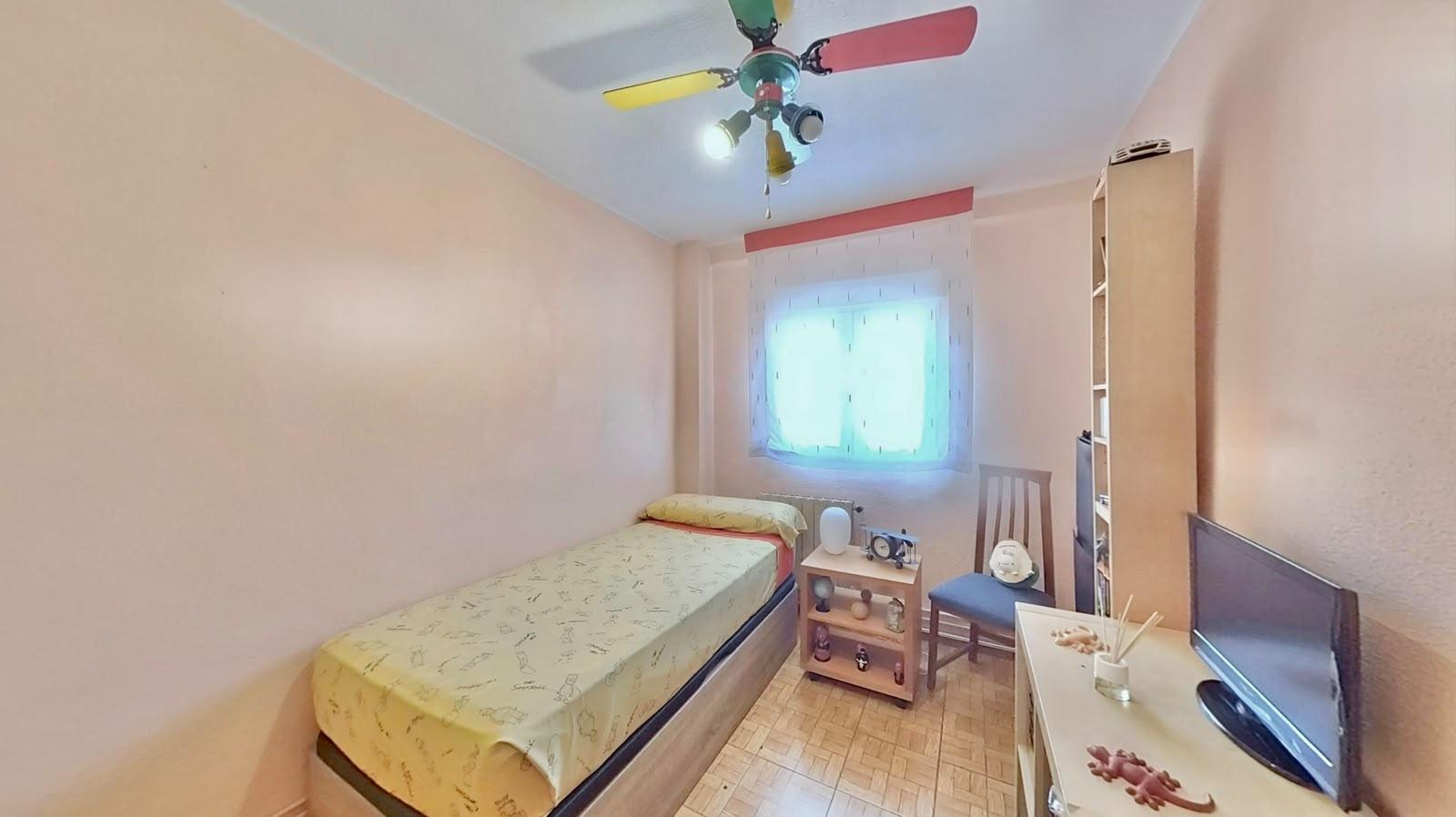Imagen 16 Apartamento en venta en Alcorcón / Al lado del Mercadona de la c/ Los Cantos