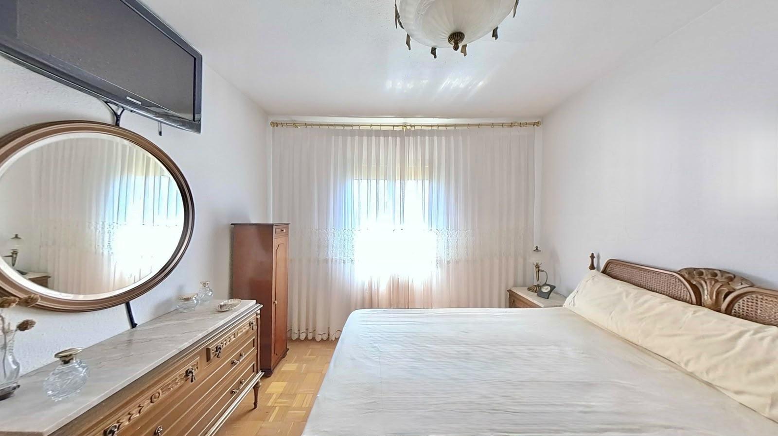 Imagen 12 Apartamento en venta en Madrid / A pocos minutos del Parque el Paraíso