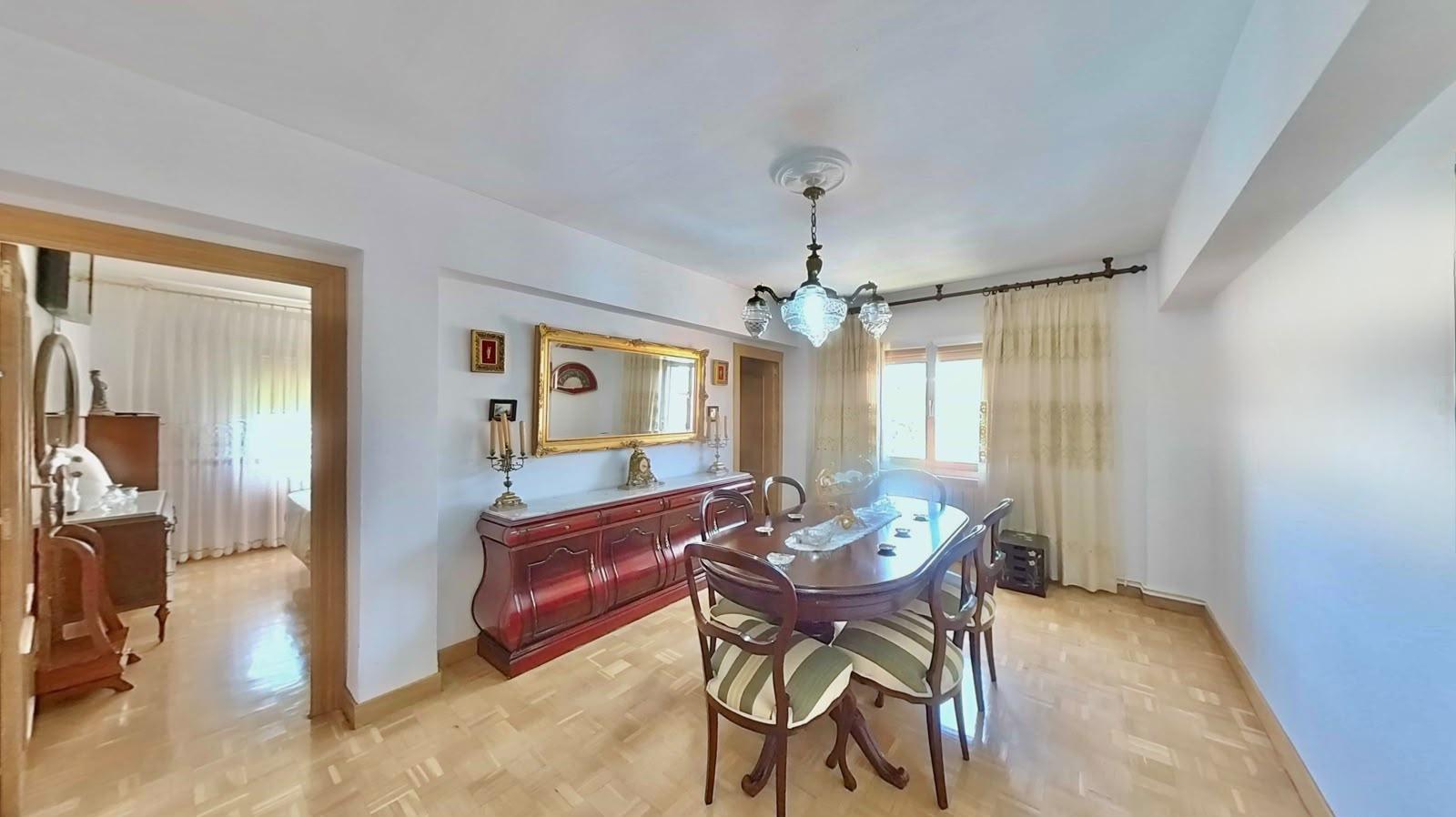 Imagen 1 Apartamento en venta en Madrid / A pocos minutos del Parque el Paraíso