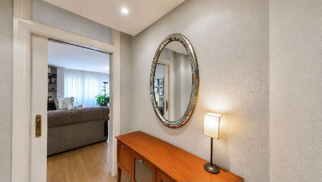 Imagen 1 Inmueble 305376 - Apartamento en venta en Madrid / Al lado del Real Canoe.