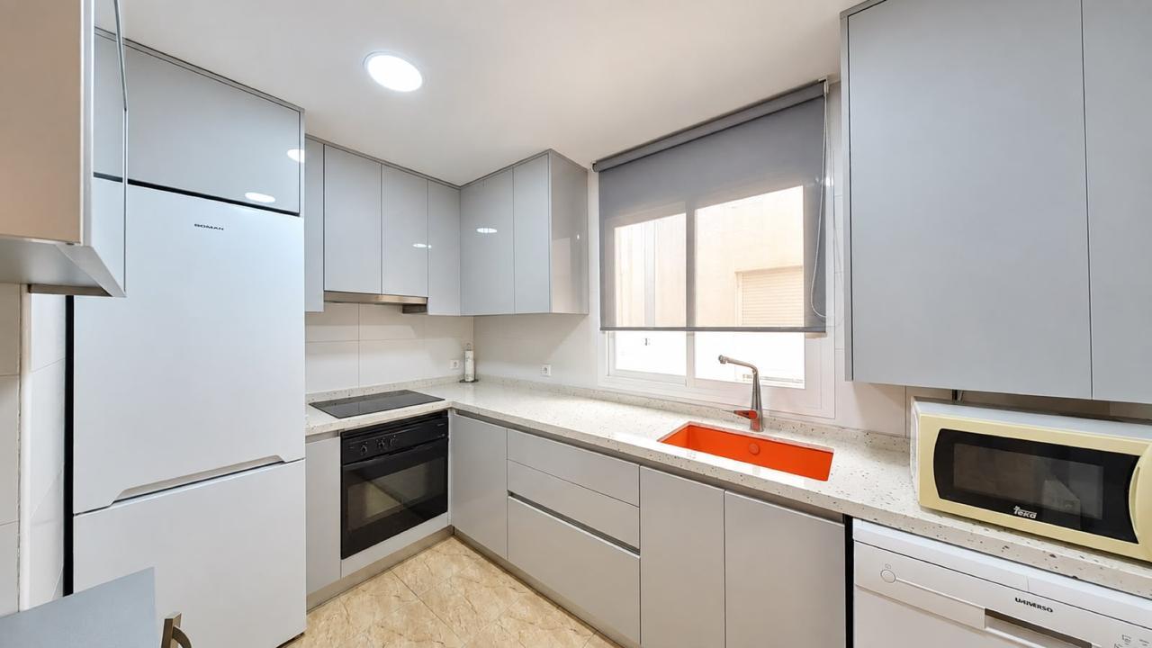 Imagen 16 Ático en venta en Calpe/calp / A 800m de la Platja del Arenal - Lidl Av. Diputación