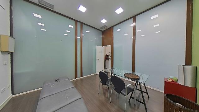 Imagen 25 Inmueble 300111 - Local Comercial en alquiler en Villaviciosa De Odón / Local de 50m2 equipado en Complejo o...