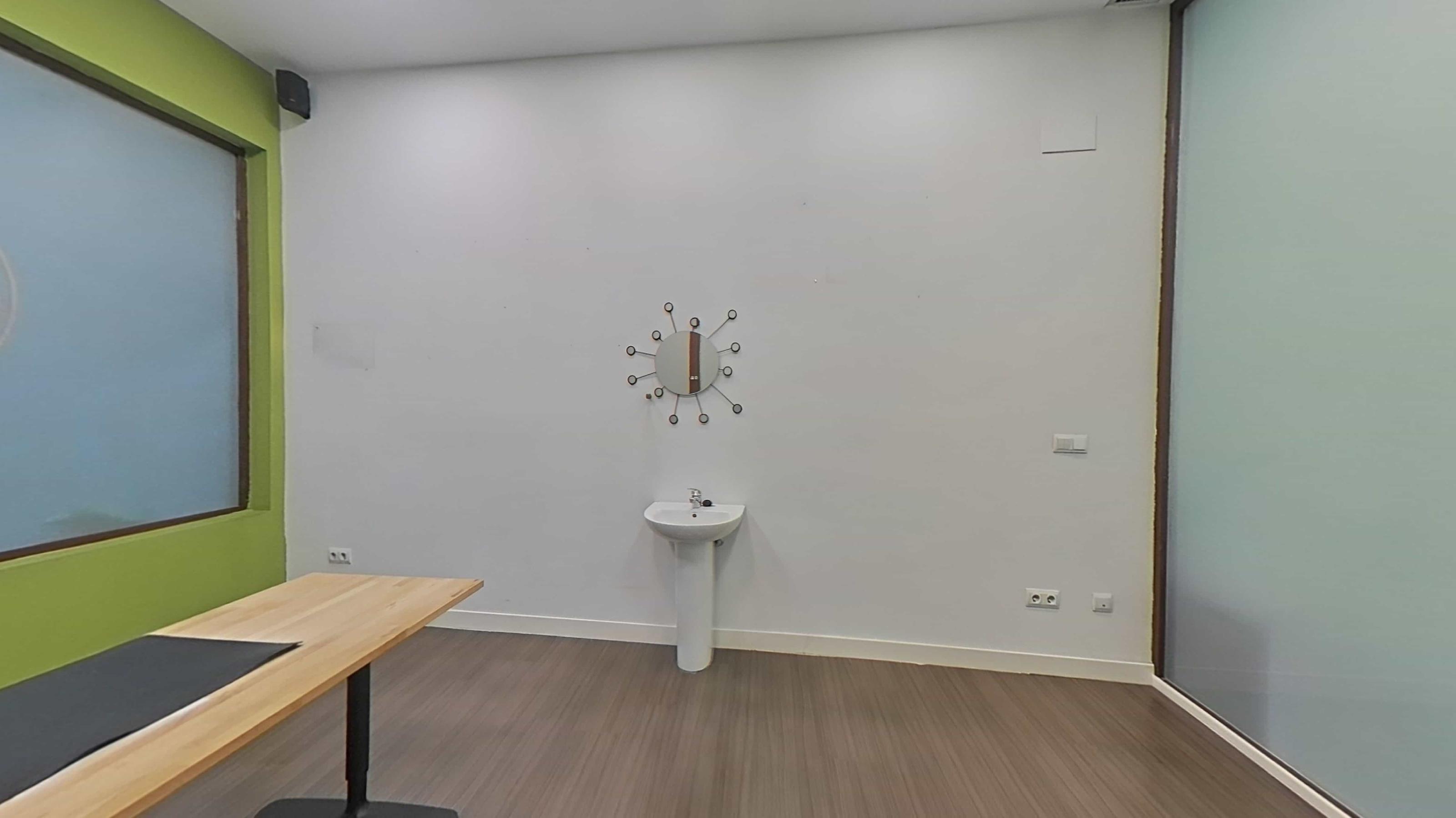 Imagen 11 Local Comercial en alquiler en Villaviciosa De Odón / Local de 50m2 equipado en Complejo o...