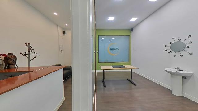 Imagen 9 Inmueble 300111 - Local Comercial en alquiler en Villaviciosa De Odón / Local de 50m2 equipado en Complejo o...