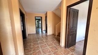 Imagen 10 Inmueble 303086 - Casa Aislada en venta en Carranque / Chalet independiente 590m2- 4hab-4baños-piscina-garaje