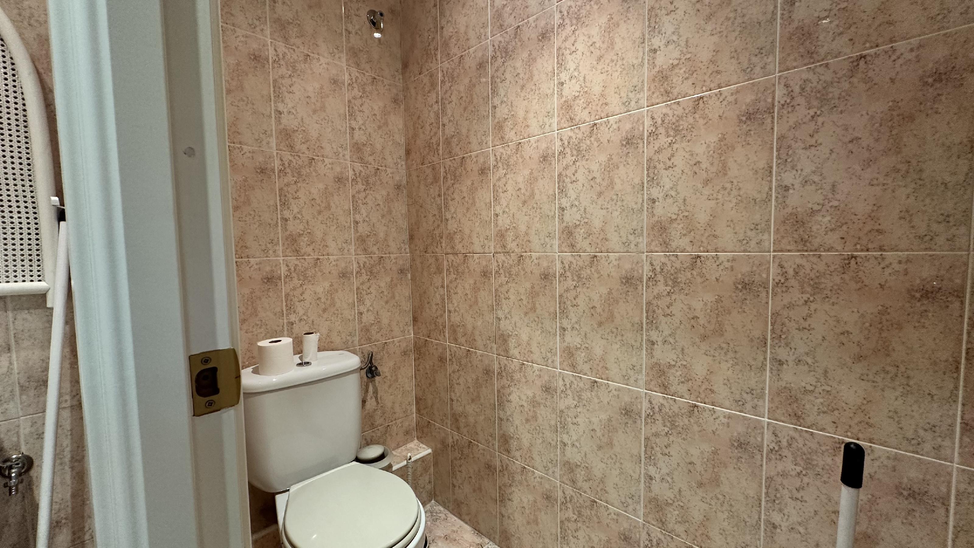 Imagen 14 Local Comercial en venta en Pinto / Local de 72 m2 destinado a oficina equipado