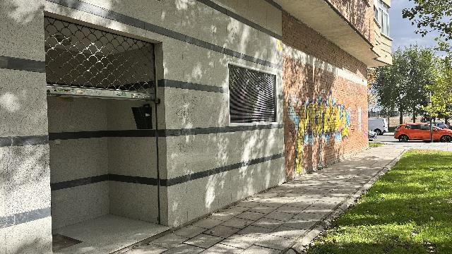 Imagen 1 Inmueble 307081 - Local Comercial en venta en Pinto / Local de 72 m2 destinado a oficina equipado