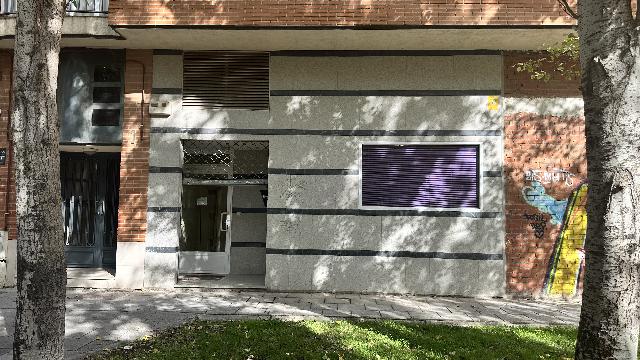 Imagen 3 Inmueble 307081 - Local Comercial en venta en Pinto / Local de 72 m2 destinado a oficina equipado