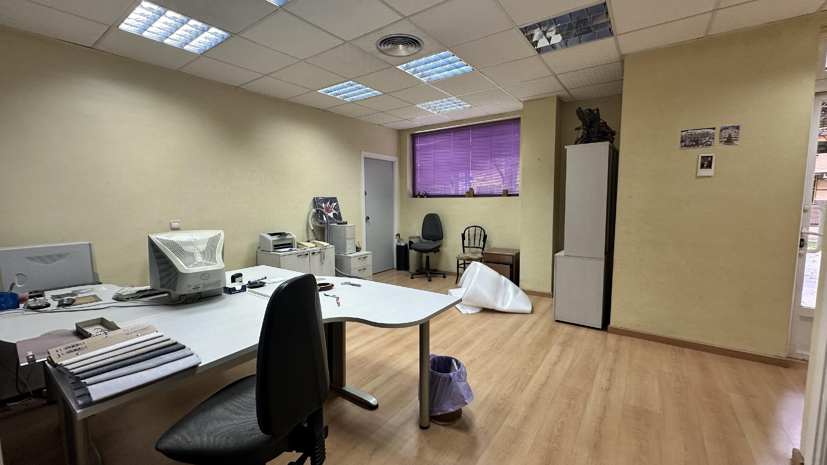 Imagen 7 Local Comercial en venta en Pinto / Local de 72 m2 destinado a oficina equipado
