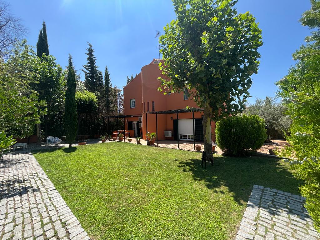 Imagen 5 Casa Aislada en venta en Cáceres / Zona de La Sierrilla