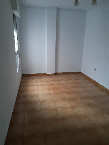 Imagen 5 Inmueble 299295 - Piso en alquiler en Cáceres / Calle camino llano, centro de la ciudad.