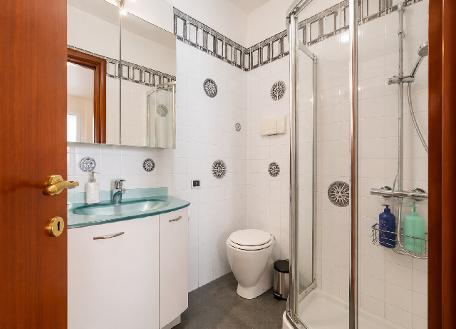 Imagen 11 Inmueble 303152 - Piso en venta en Barcelona / En Calle Rogent con Mallorca, metro de Clot