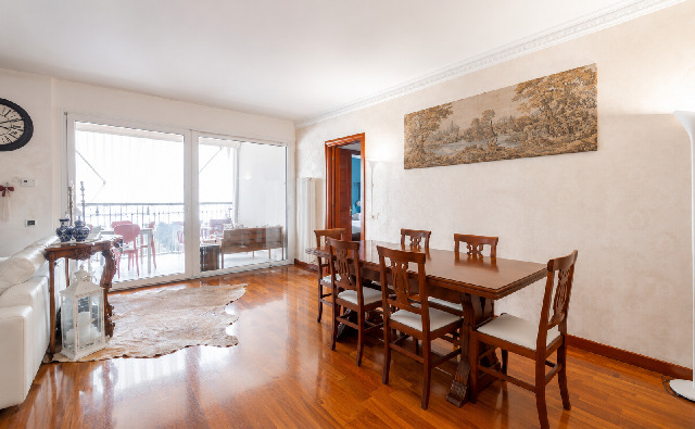 Imagen 3 Inmueble 303152 - Piso en venta en Barcelona / En Calle Rogent con Mallorca, metro de Clot