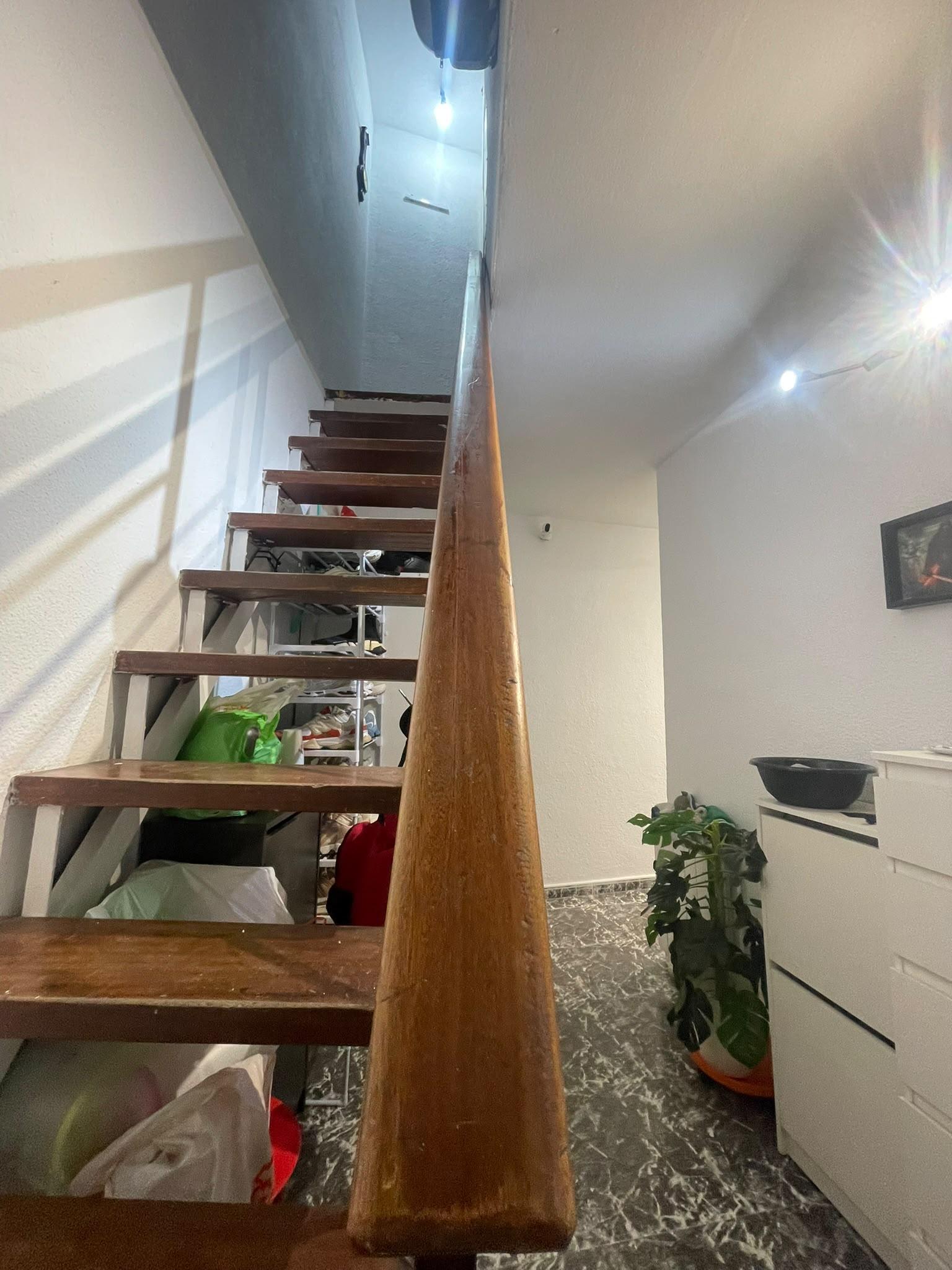 Imagen 3 Piso en venta en Barcelona / Muy cerca del matro de Roquetes