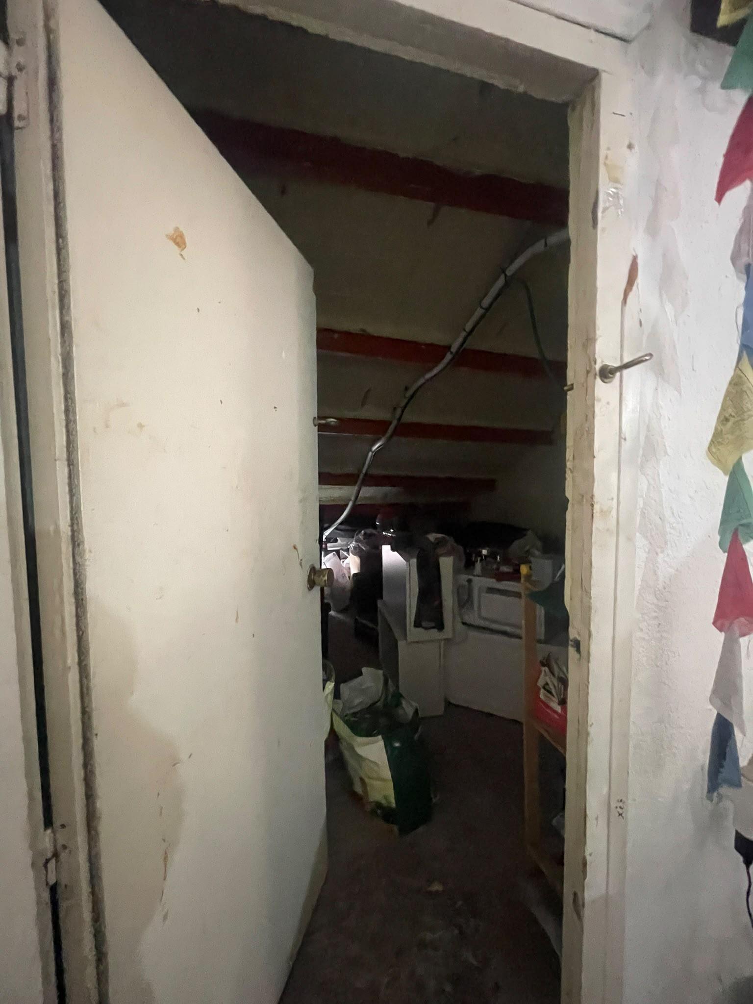 Imagen 5 Piso en venta en Barcelona / Muy cerca del matro de Roquetes