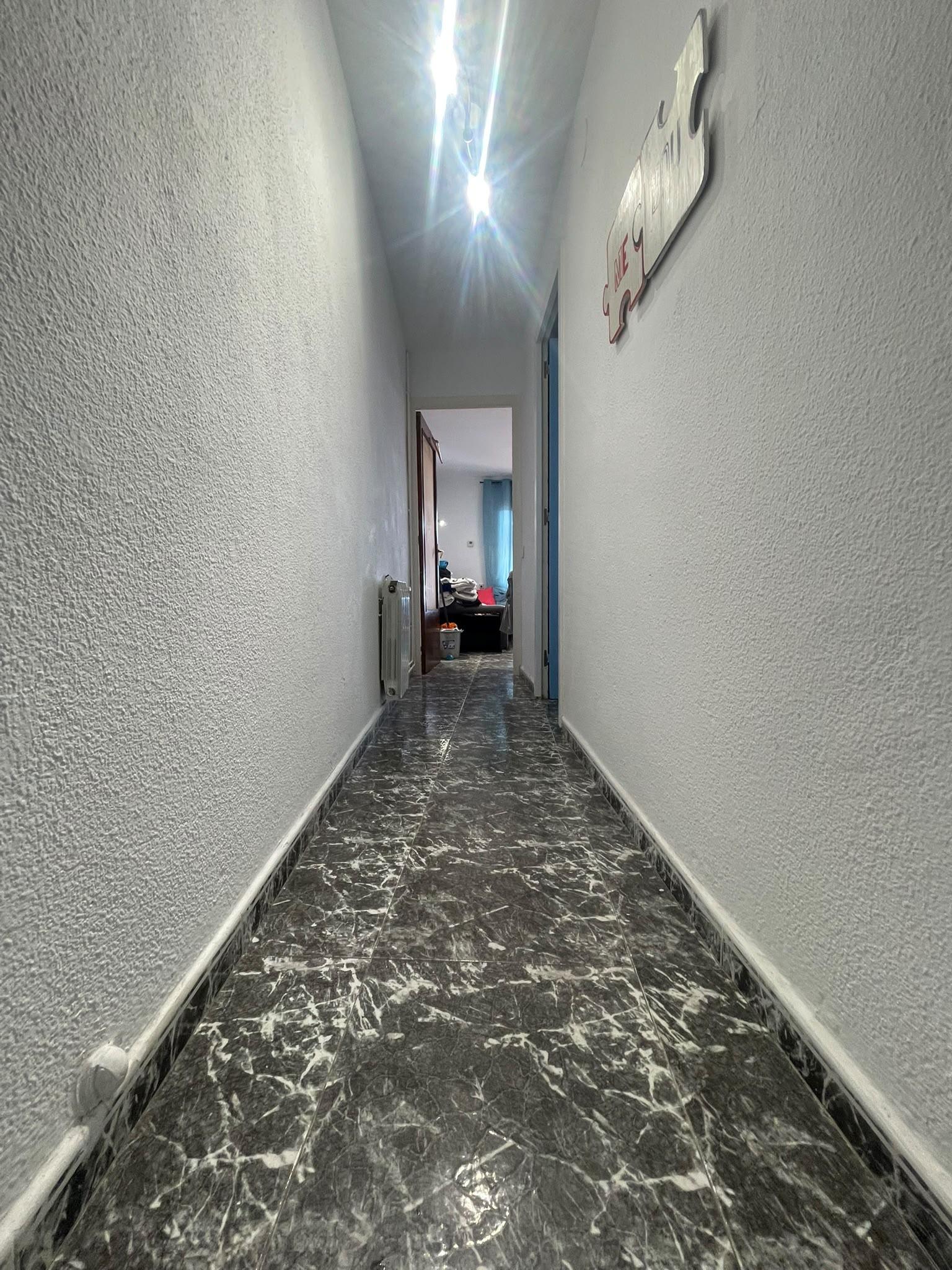 Imagen 6 Piso en venta en Barcelona / Muy cerca del matro de Roquetes