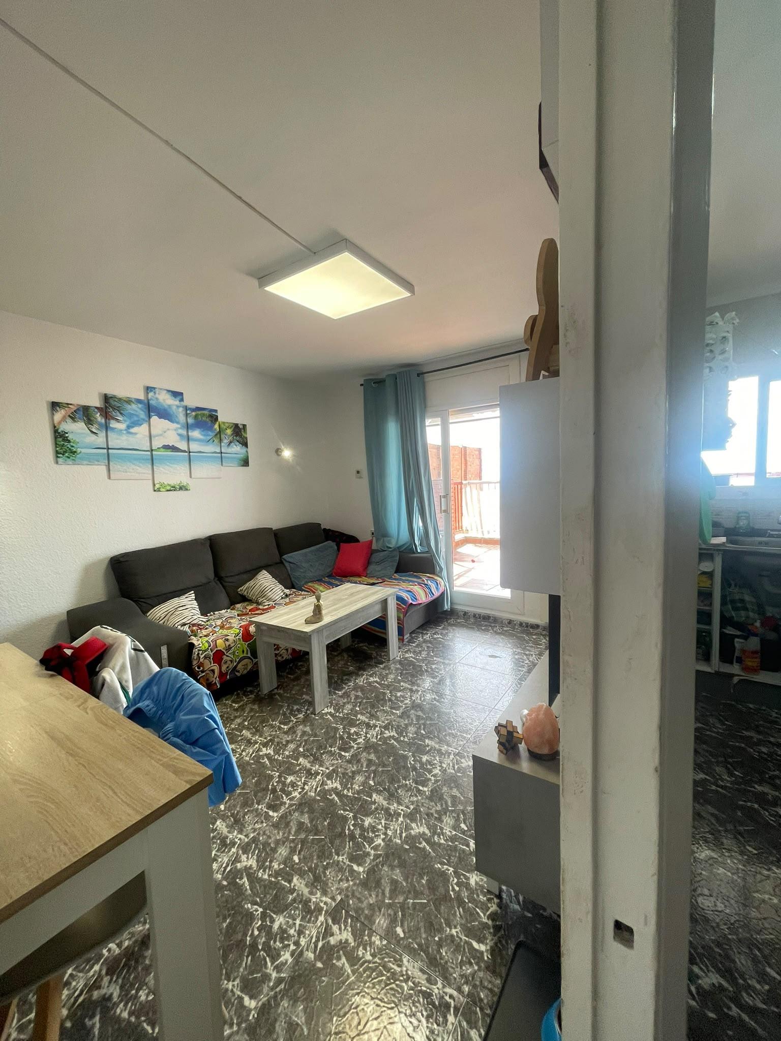 Imagen 12 Piso en venta en Barcelona / Muy cerca del matro de Roquetes