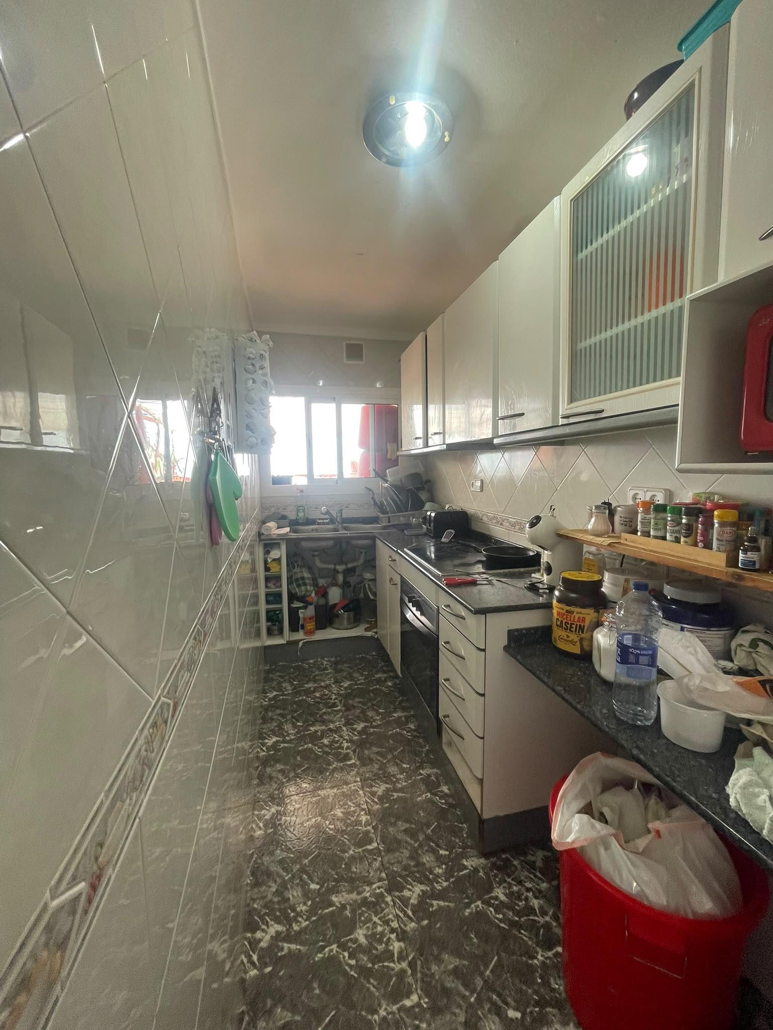 Imagen 23 Piso en venta en Barcelona / Muy cerca del matro de Roquetes