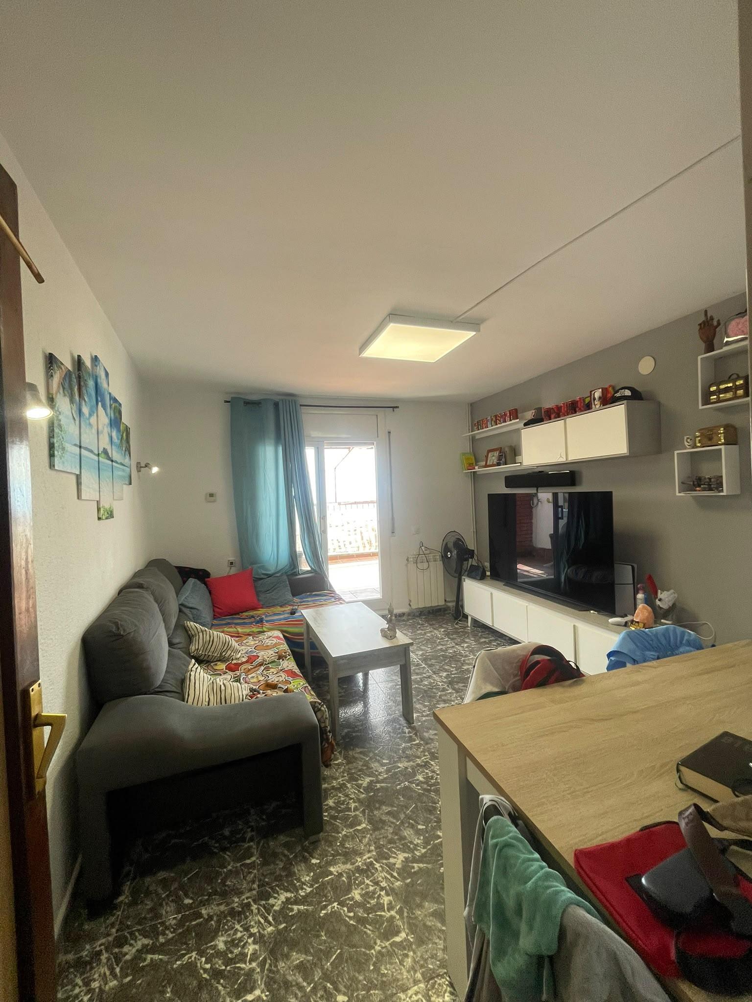 Imagen 27 Piso en venta en Barcelona / Muy cerca del matro de Roquetes