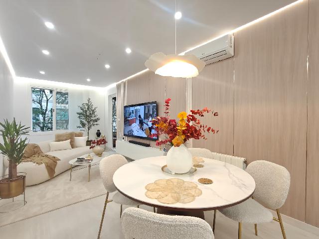 Imagen 2 Inmueble 304961 - Piso en venta en Barcelona / A minutos de la Estación de Sants y L´Illa Diagonal
