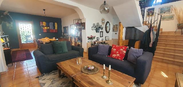 Imagen 10 Inmueble 302541 - Casa Adosada en venta en Hellín / Barrio Prtidores Isso, Casas Nuevas