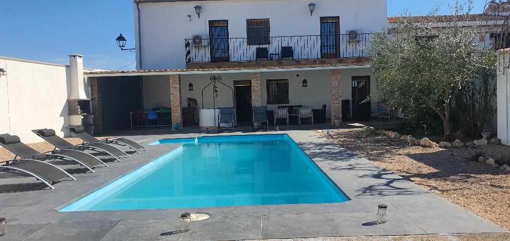 Imagen 24 Casa Adosada en venta en Hellín / Barrio Prtidores Isso, Casas Nuevas