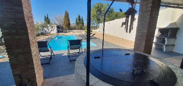 Imagen 5 Inmueble 302541 - Casa Adosada en venta en Hellín / Barrio Prtidores Isso, Casas Nuevas