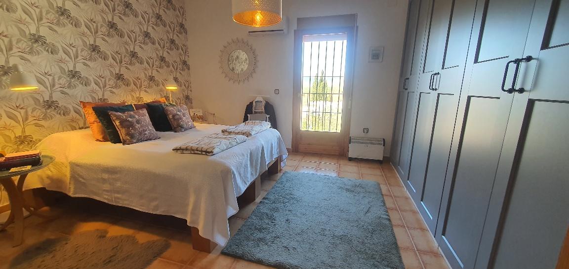 Imagen 16 Casa Adosada en venta en Hellín / Barrio Prtidores Isso, Casas Nuevas