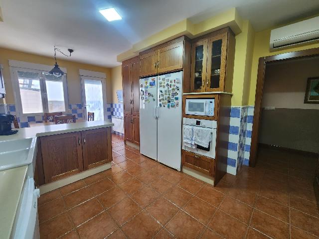 Imagen 10 Inmueble 303342 - Casa Adosada en venta en Tobarra / Vivienda adosada cercana calle Mayor y Plaza San Roque
