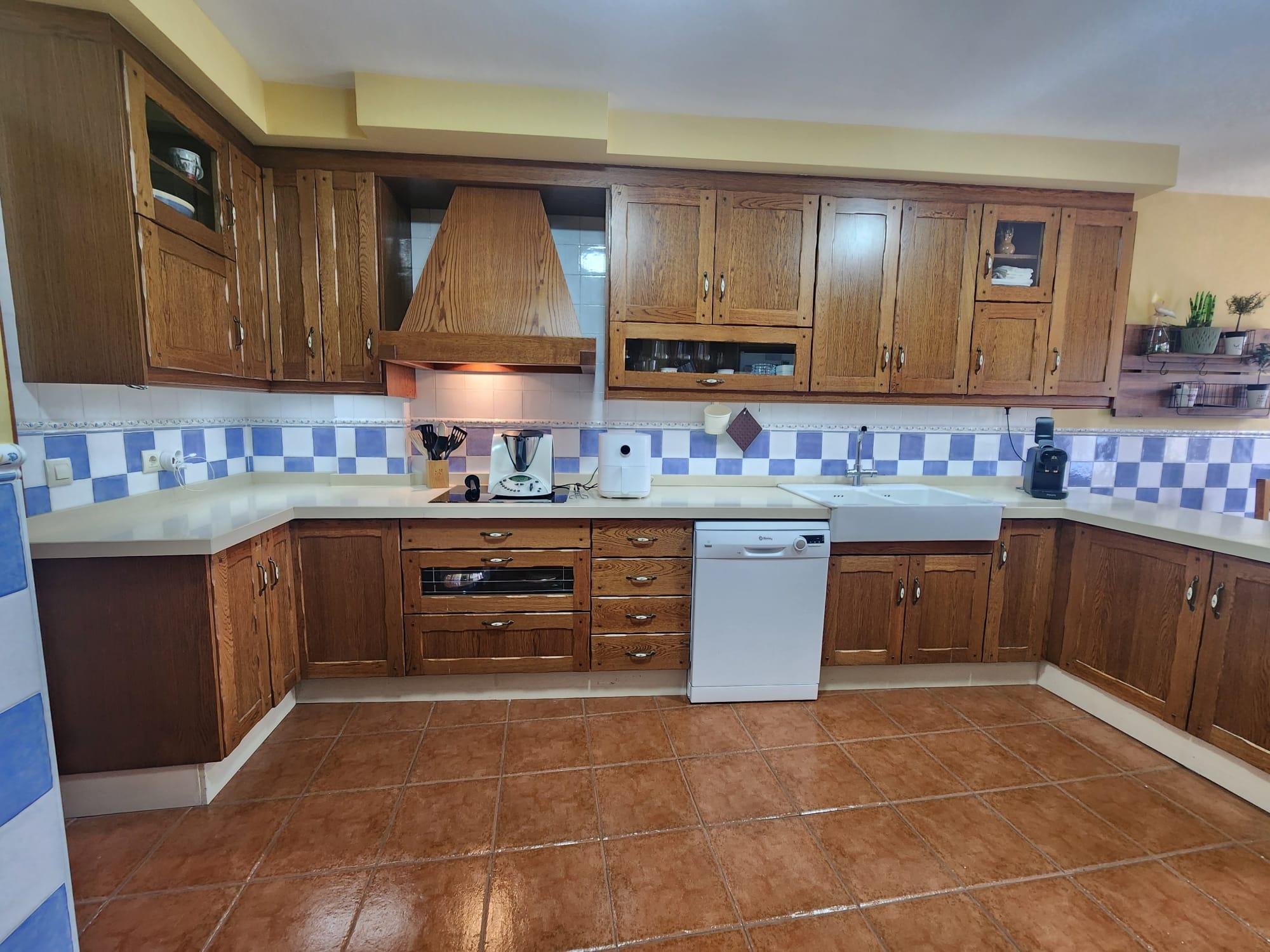 Imagen 9 Casa Adosada en venta en Tobarra / Vivienda adosada cercana calle Mayor y Plaza San Roque