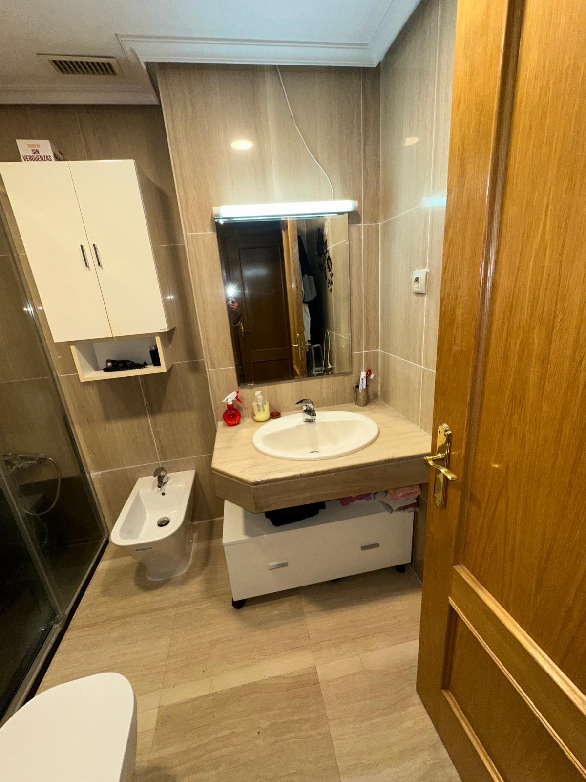 Imagen 15 Piso en venta en Madrid / Próximo metro Legazpi