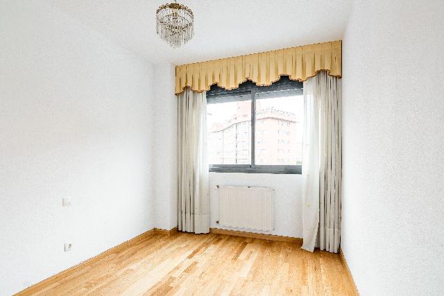 Imagen 12 Inmueble 299051 - Piso en venta en Madrid / Próximo a cercanías Fuente de la Mora
