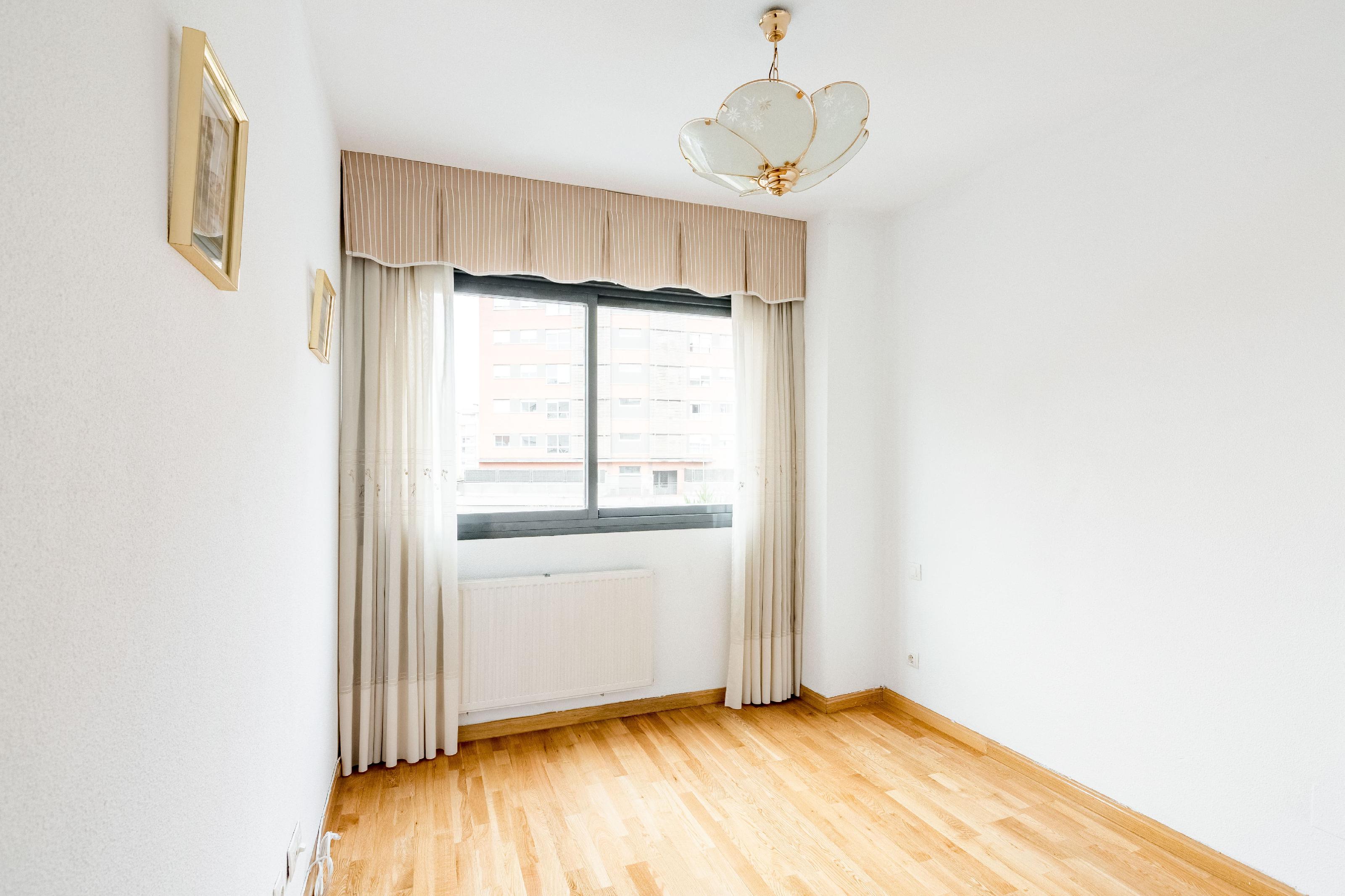 Imagen 11 Piso en venta en Madrid / Próximo a cercanías Fuente de la Mora